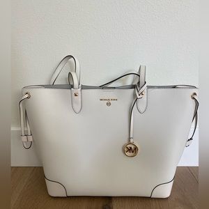 Michael Kors Edith Large Open Leather Tote Bag